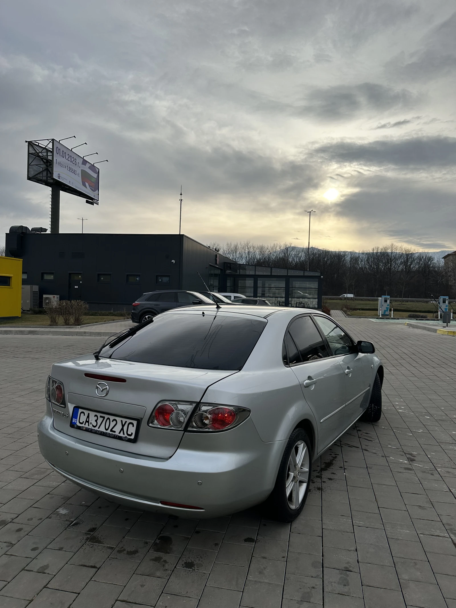 Mazda 6 2.0 TD - изображение 2