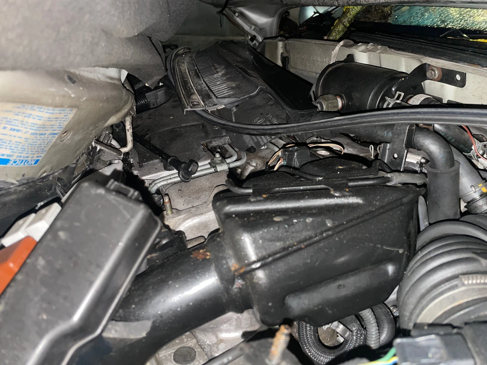 Toyota Avensis 2.0 116 к.с. D4D - изображение 10