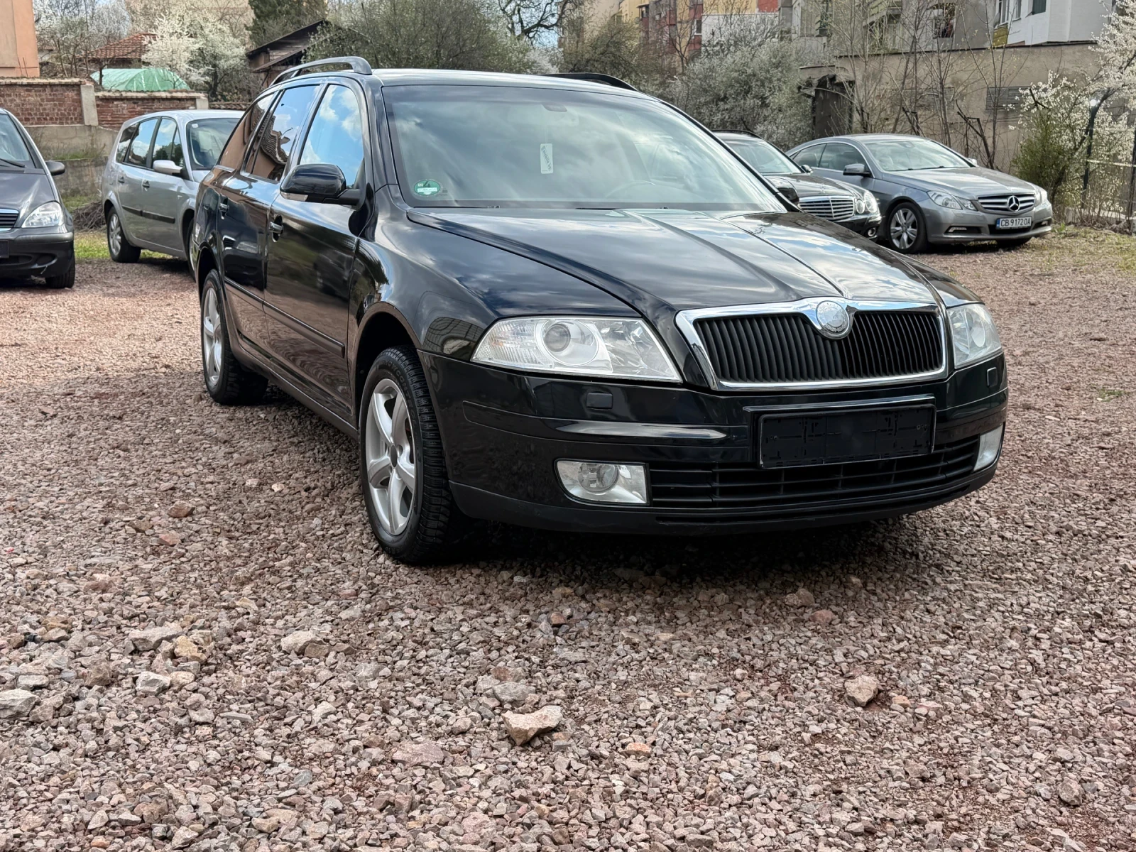 Skoda Octavia 1.8 Турбо , снимка 2 - Автомобили и джипове - 54168034