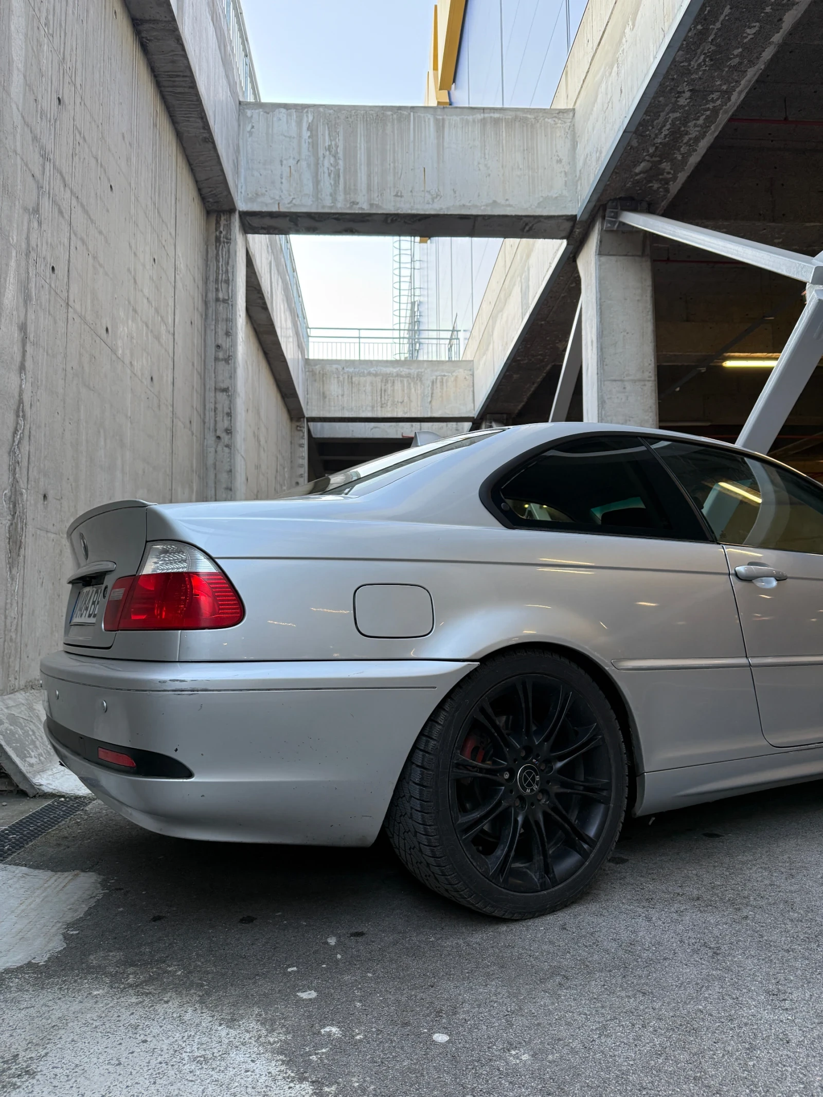 BMW 320 320D, снимка 3 - Автомобили и джипове - 54356738