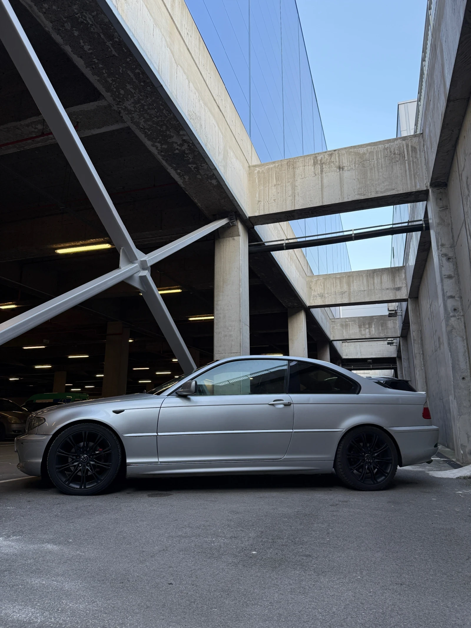 BMW 320 320D, снимка 2 - Автомобили и джипове - 54356738