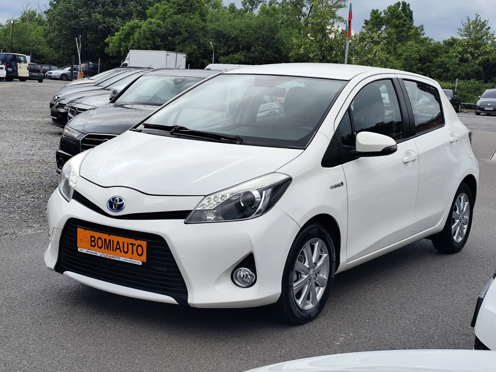 Toyota Yaris 1.5i* HYBRID SYNERGY DRIVE* АВТОМАТИК* LED* CAMERA