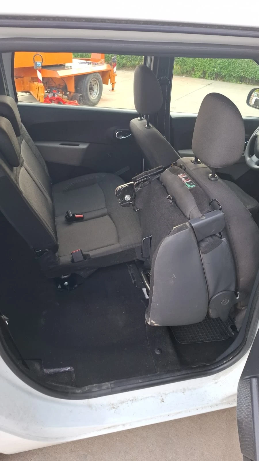Dacia Lodgy ������/��� | Mobile.bg � ����������� 11
