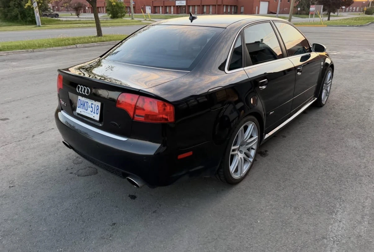 Audi Rs4 �������� ������� * CARFAX * ���� �� �� *  | Mobile.bg � ����������� 4