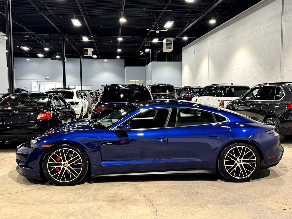Porsche Taycan PERFORMANCE+ * AWD* ГАРАНЦИЯ* 360* BOSE, снимка 4 - Автомобили и джипове - 54700129