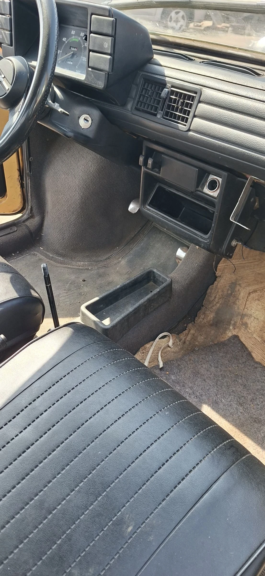 Fiat 126 67009км на части , снимка 9 - Автомобили и джипове - 54800284
