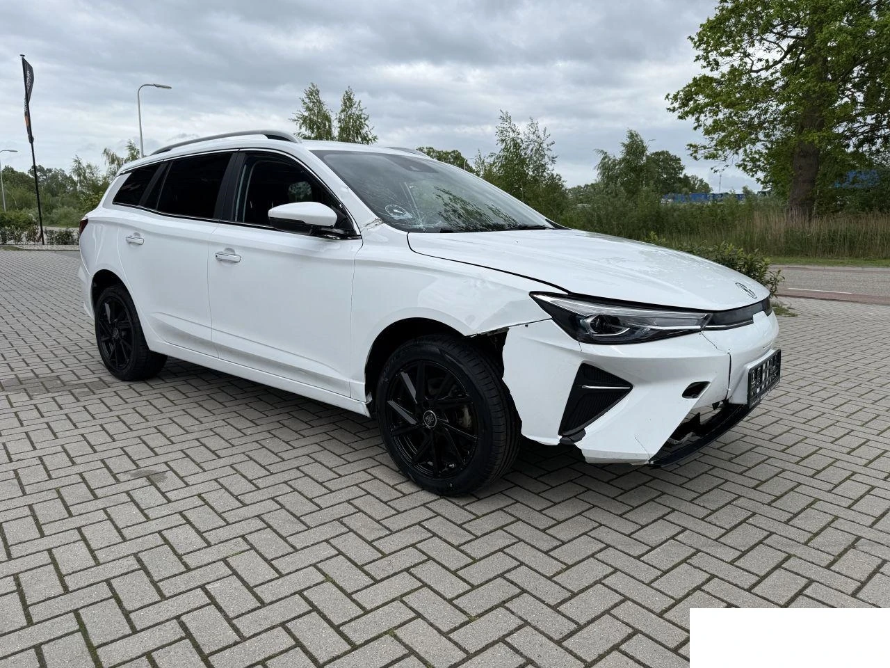Mg 5 MG5 LongRange, снимка 3 - Автомобили и джипове - 54980807