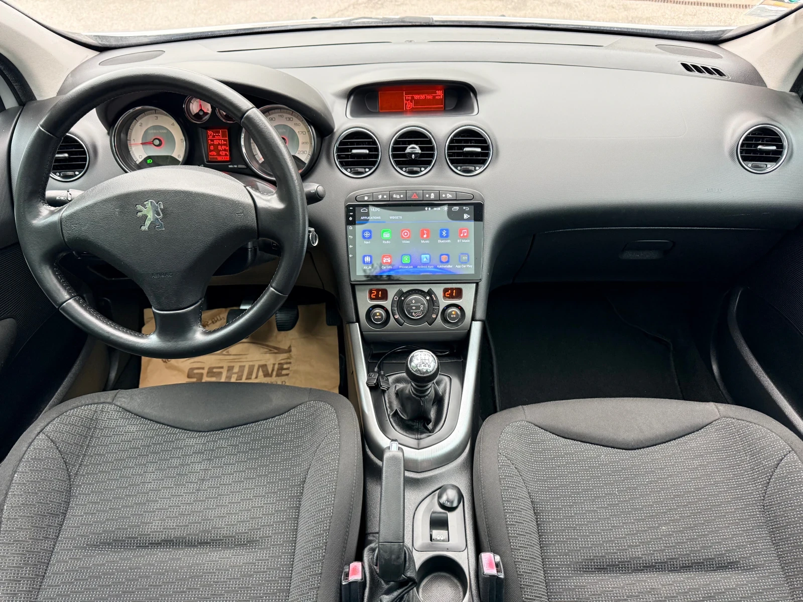 Peugeot 308 7-местна* ПАНОРАМА* Android* ТЕГЛИЧ* ЩОРИ* 3 КЛЮЧА, снимка 10 - Автомобили и джипове - 55139295