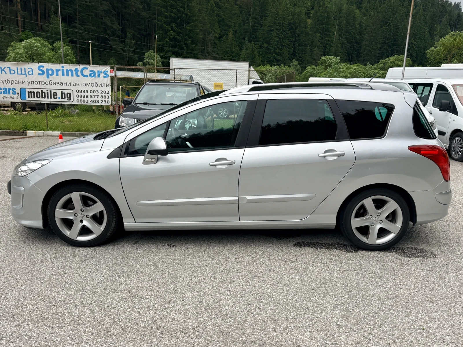 Peugeot 308 7-местна* ПАНОРАМА* Android* ТЕГЛИЧ* ЩОРИ* 3 КЛЮЧА, снимка 2 - Автомобили и джипове - 55139295