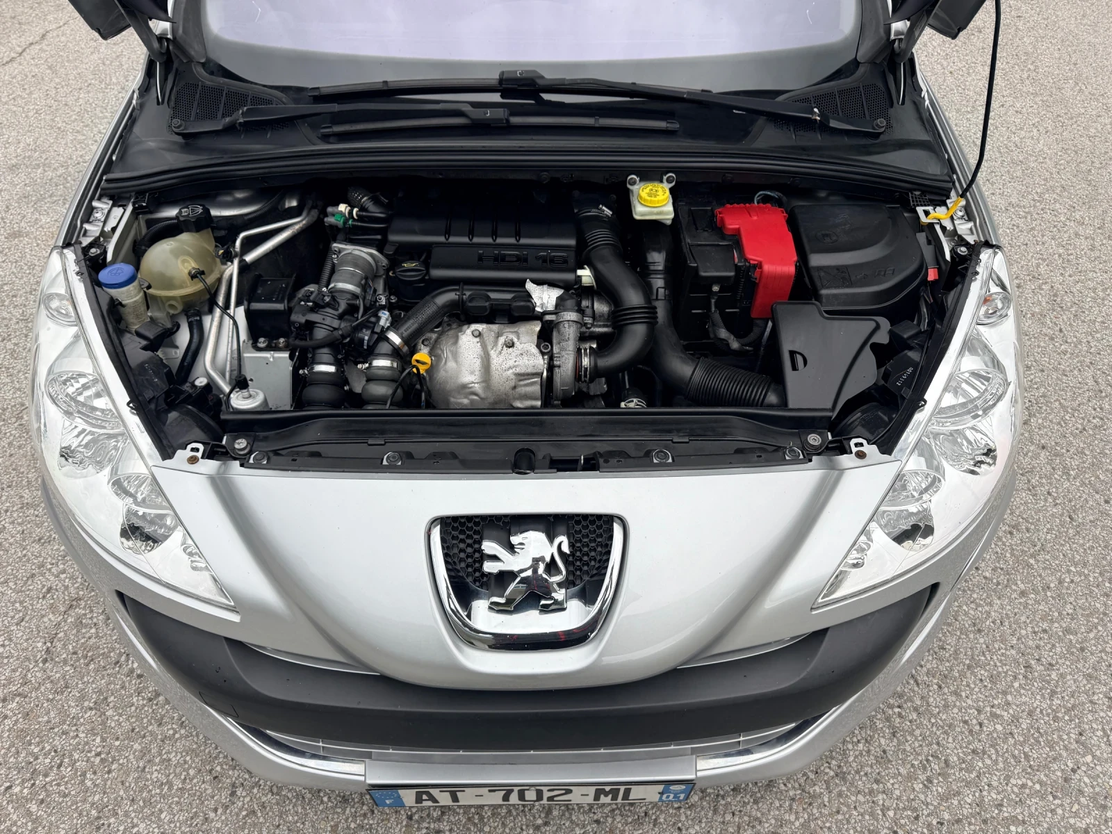 Peugeot 308 7-местна* ПАНОРАМА* Android* ТЕГЛИЧ* ЩОРИ* 3 КЛЮЧА, снимка 17 - Автомобили и джипове - 55139295