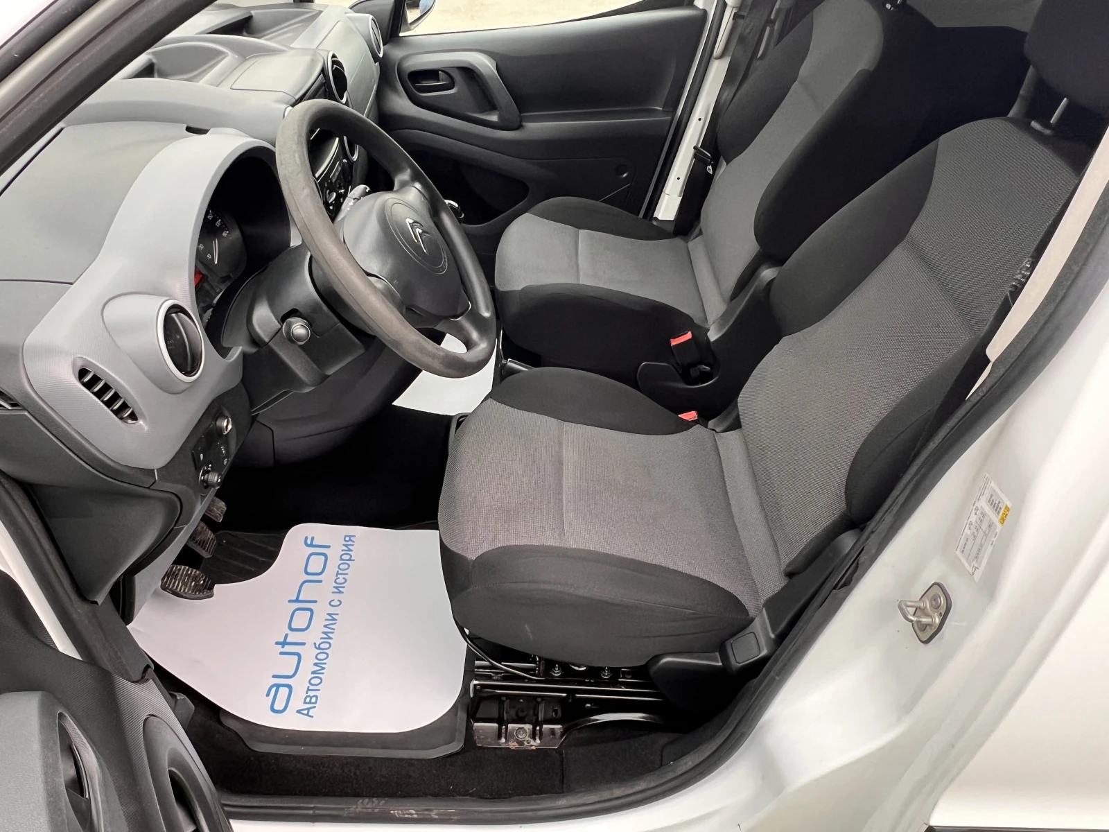 Citroen Berlingo VAN/1.6BlueHDi/75К.С./5МТ/N1, снимка 8 - Автомобили и джипове - 55142232