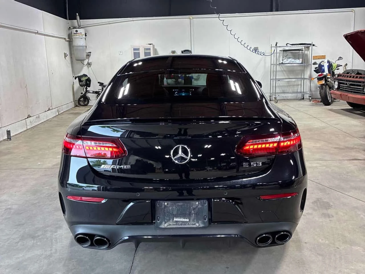Mercedes-Benz E 53 AMG COUPE * КЛИП НА МОТОРА * ГЛАВНО ПРЕДСТАВИТЕЛСТВО, снимка 5 - Автомобили и джипове - 55261899