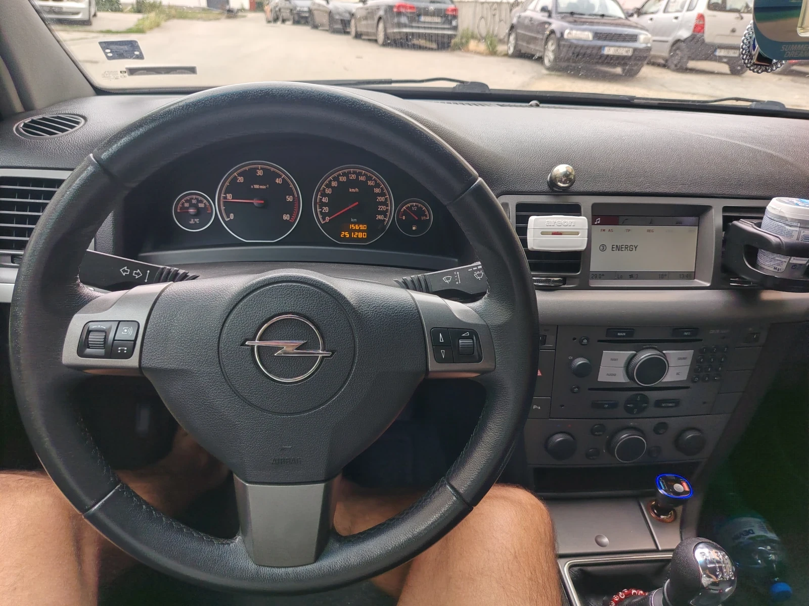 Opel Vectra 1.9 CDTI * NAVI* , снимка 4 - Автомобили и джипове - 55349515