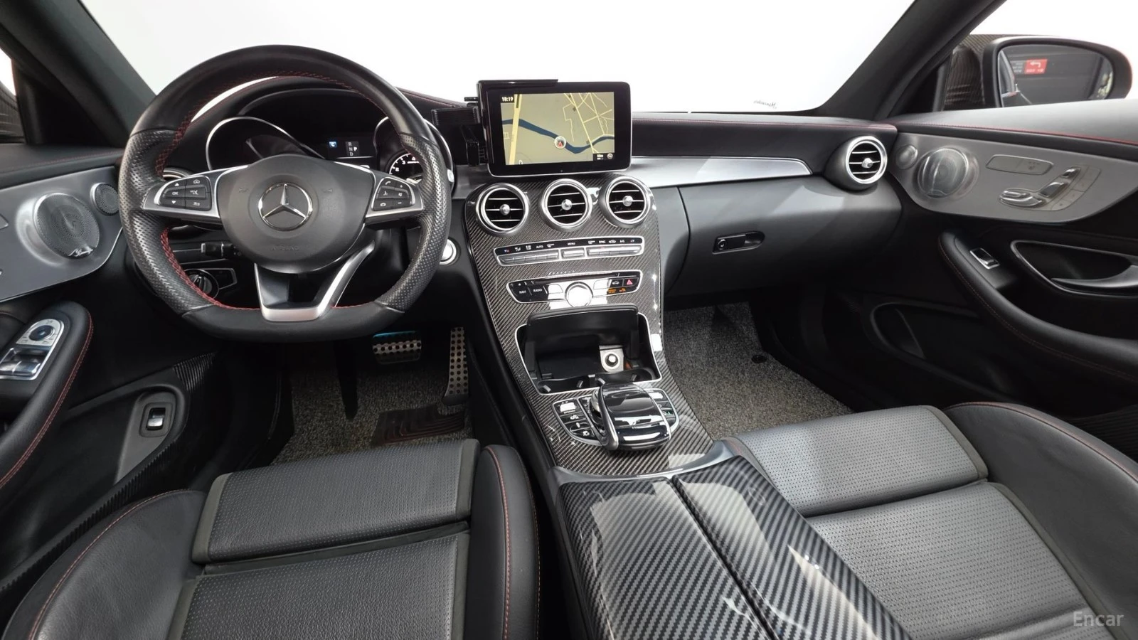Mercedes-Benz C 43 AMG 4MATIC* КОЖА* ПОДГРЕ* BURMASTER* PANO* ХЕДЪП, снимка 7 - Автомобили и джипове - 55563331