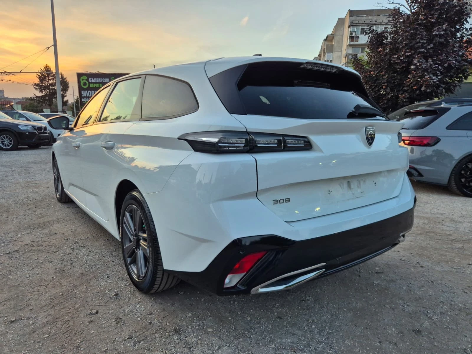 Peugeot 308, снимка 5 - Автомобили и джипове - 56436612