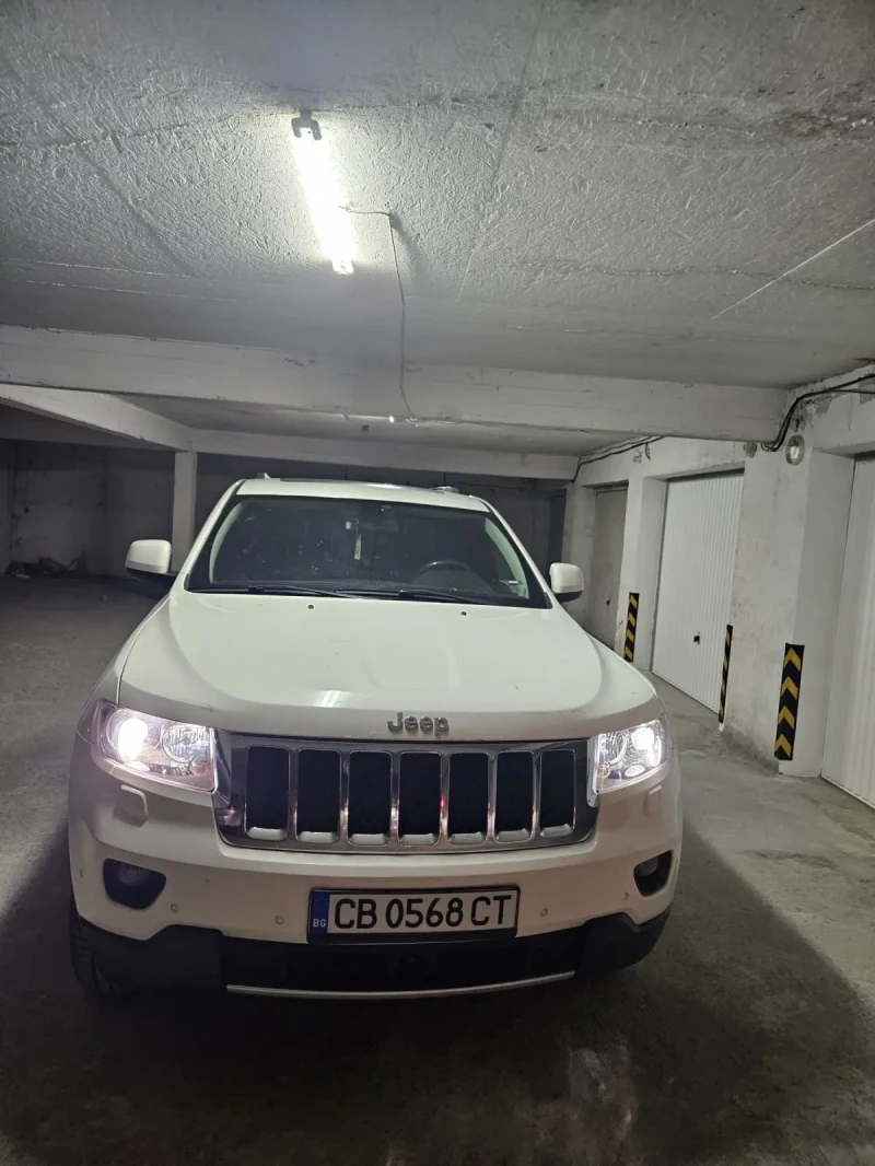 Jeep Grand cherokee 3.0 diesel  Топ Цена, снимка 17 - Автомобили и джипове - 48350568