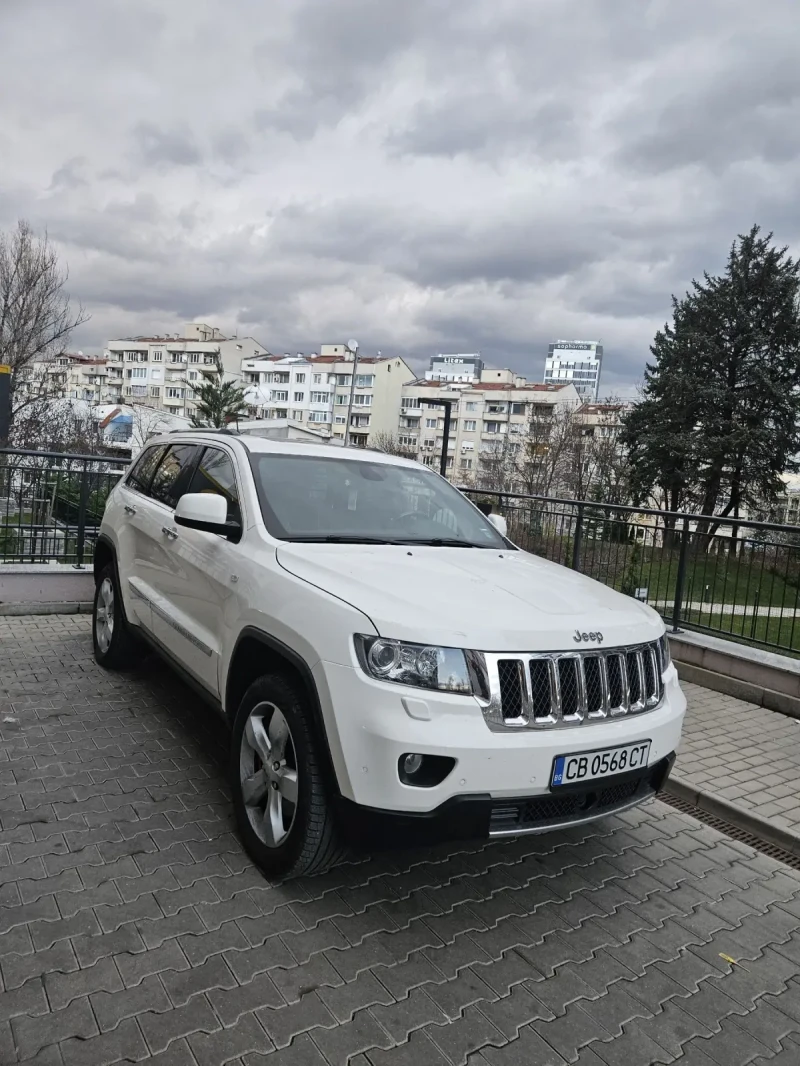 Jeep Grand cherokee 3.0 diesel  Топ Цена, снимка 2 - Автомобили и джипове - 48350568