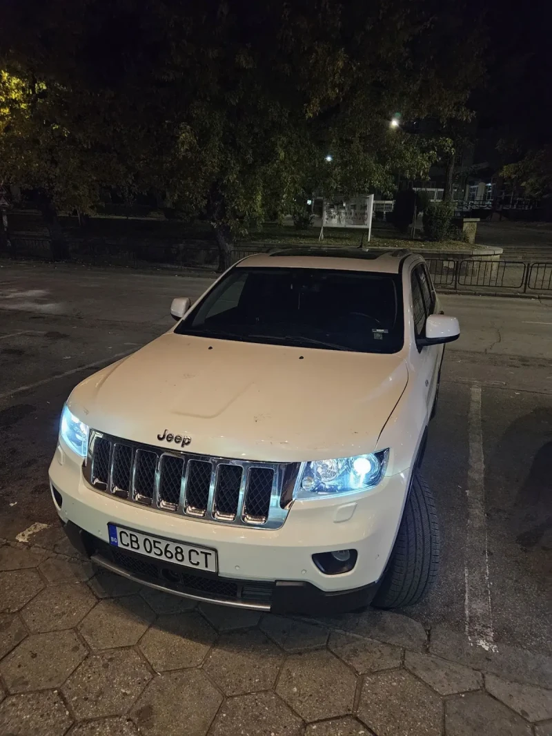 Jeep Grand cherokee 3.0 diesel  Топ Цена, снимка 3 - Автомобили и джипове - 48350568