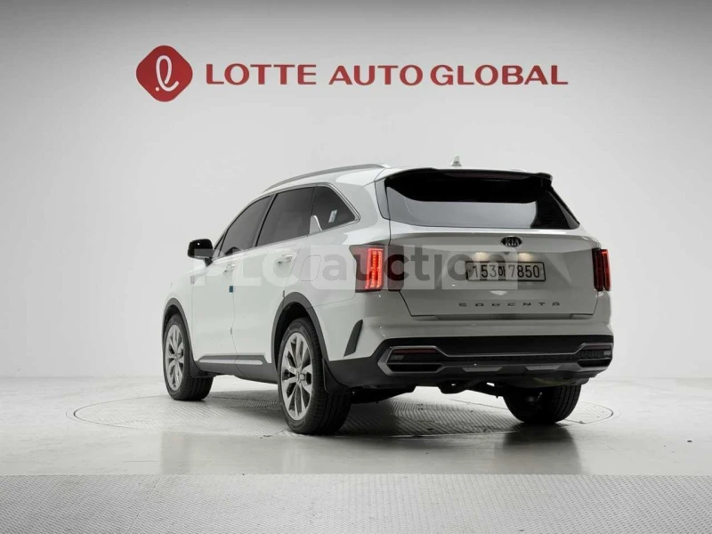 Kia Sorento, снимка 3 - Автомобили и джипове - 48154665