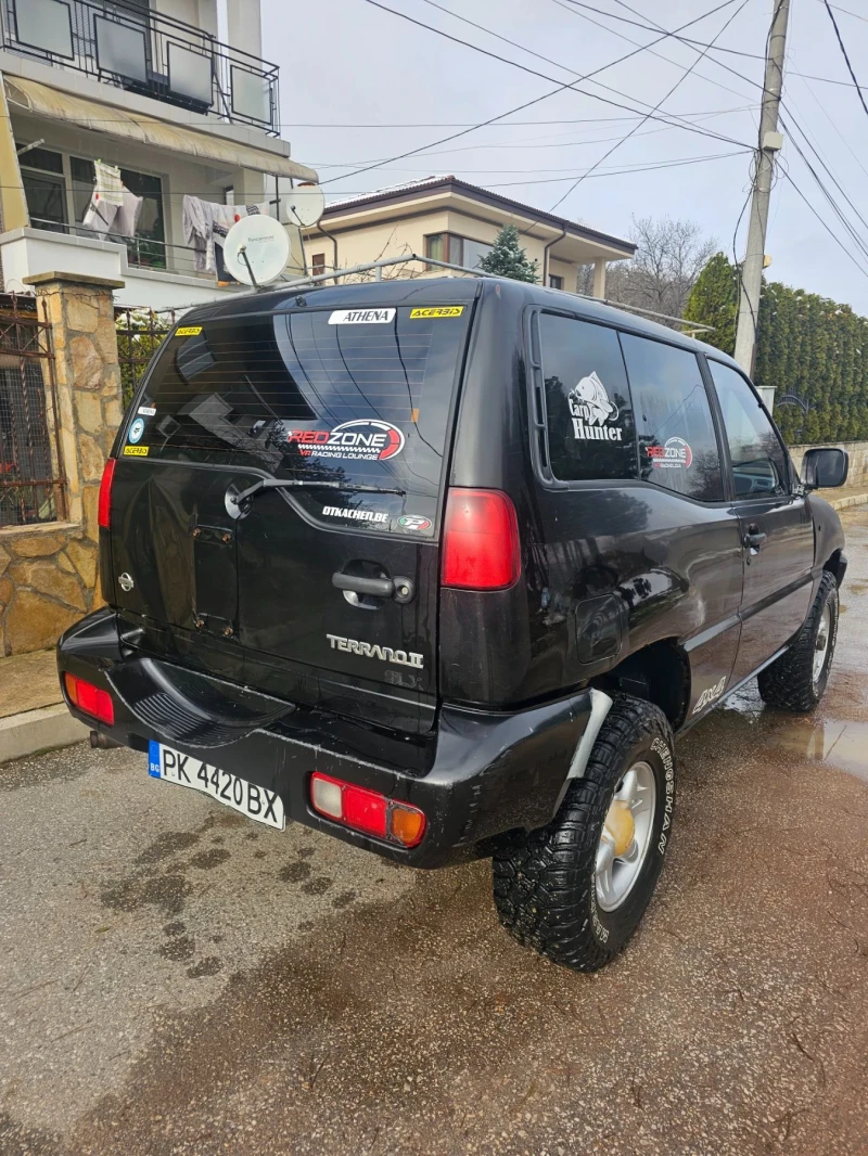 Nissan Terrano 2.7TD 101, снимка 2 - Автомобили и джипове - 48270804