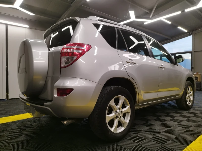 Toyota Rav4 2.2d4d 150кс ПРОДАДЕН , снимка 5 - Автомобили и джипове - 48324289