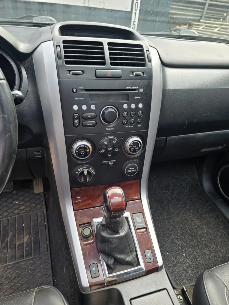 Suzuki Grand vitara, снимка 11 - Автомобили и джипове - 52465292