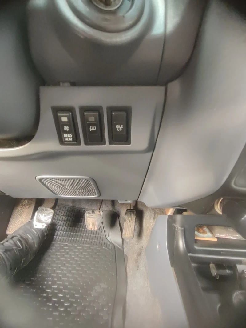 Toyota Land cruiser 3000, снимка 3 - Автомобили и джипове - 52893742