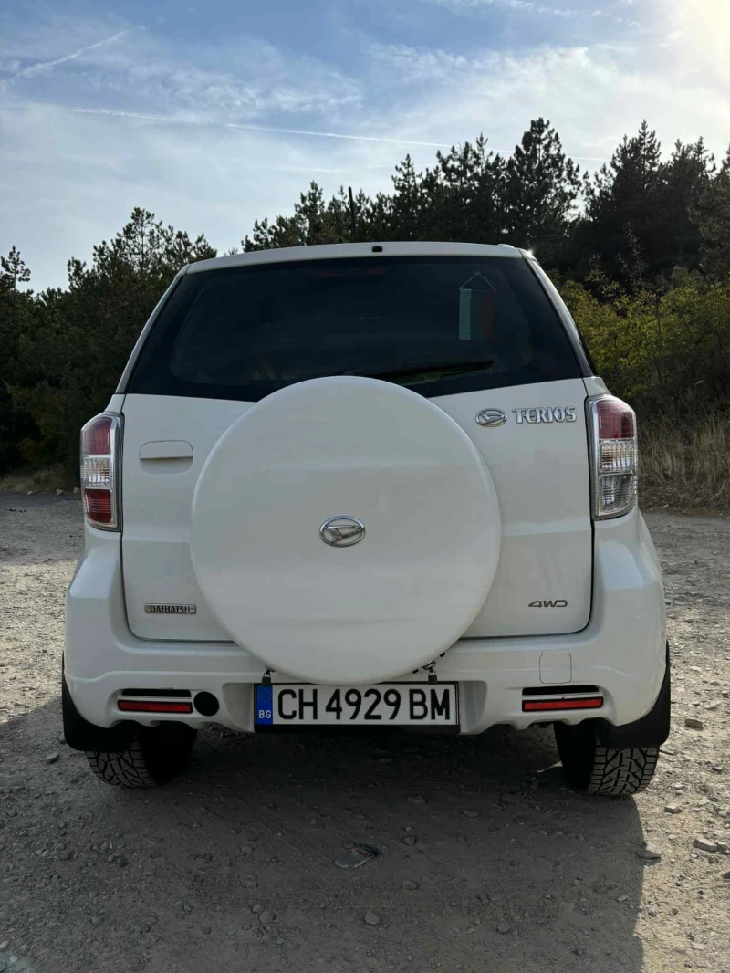 Daihatsu Terios, снимка 4 - Автомобили и джипове - 52957927