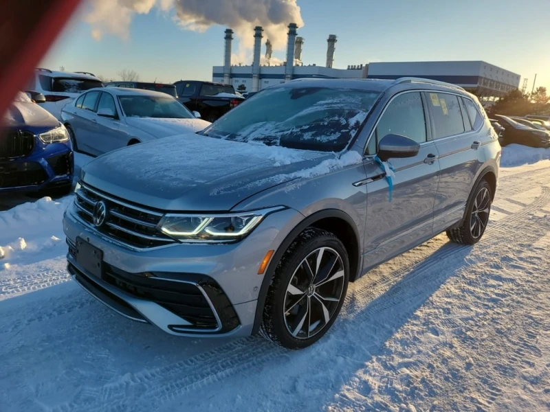 VW Tiguan / Highline R Line / ОБДУХВАНЕ / ДВА КЛЮЧА / CARFAX