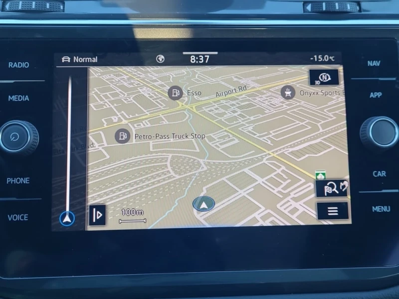 VW Tiguan / Highline R Line / ОБДУХВАНЕ / ДВА КЛЮЧА / CARFAX, снимка 11 - Автомобили и джипове - 53339968