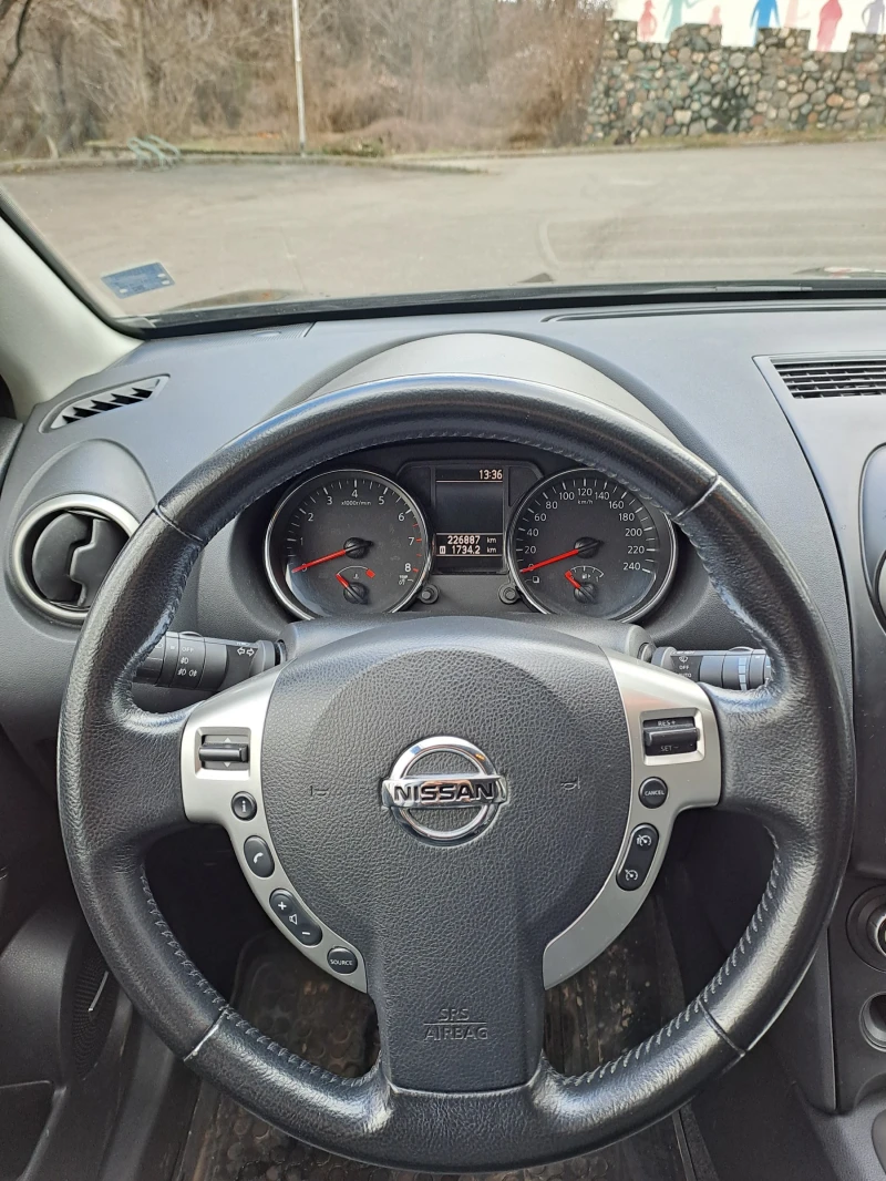 Nissan Qashqai + 2, снимка 8 - Автомобили и джипове - 53409134