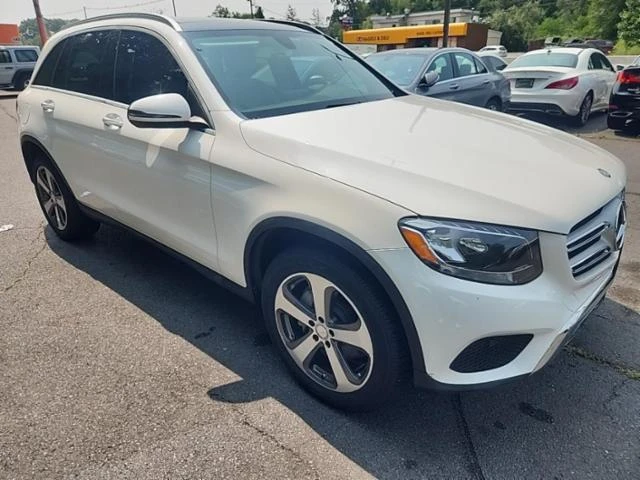 Mercedes-Benz GLC 300 Подгрев* Auto-parking* Keyless* Двойна Панорама, снимка 2 - Автомобили и джипове - 47565447