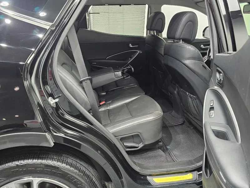 Hyundai Santa fe 2.0 4Wd Exclusive Special, снимка 12 - Автомобили и джипове - 55952498