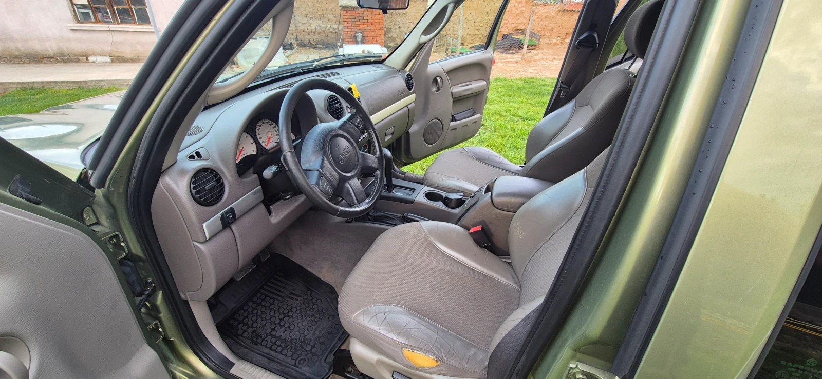 Jeep Cherokee Renegade - изображение 8