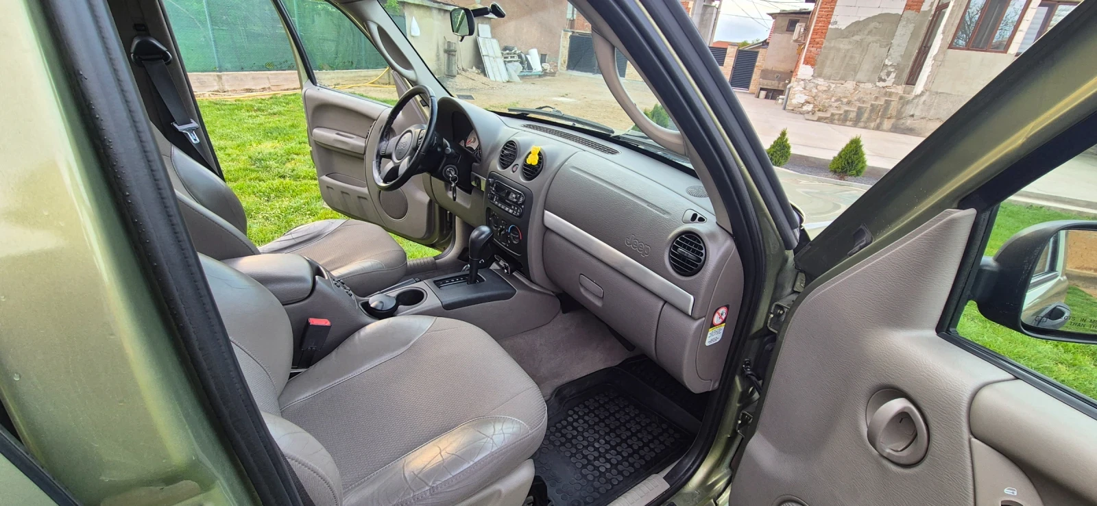 Jeep Cherokee Renegade - изображение 9