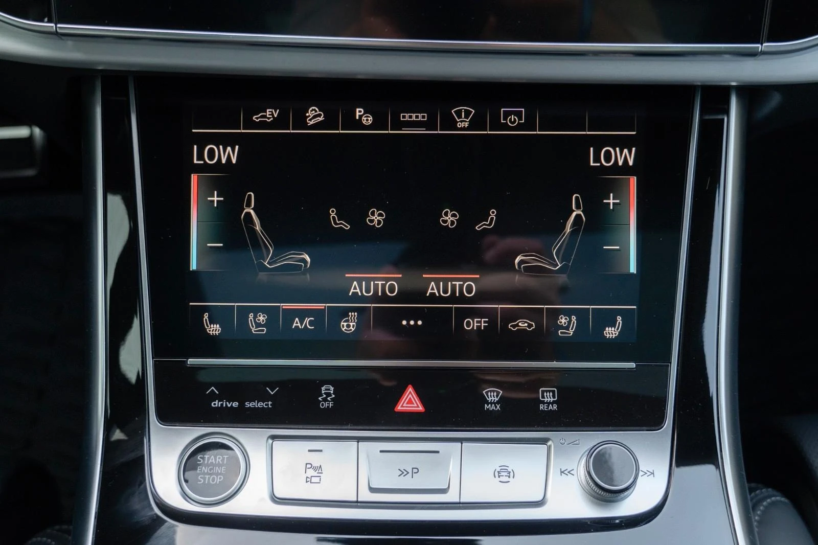 Audi Q8 60 TFSIe/PLUG-IN/FACELIFT/S-LINE/MATRIX/B&O/HEADUP | Mobile.bg   13