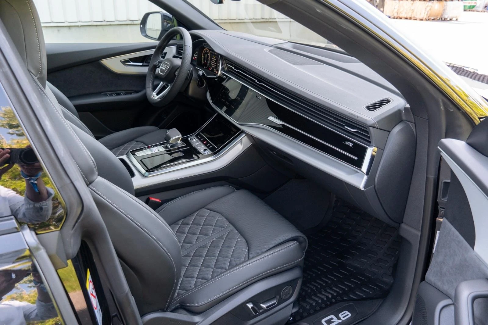 Audi Q8 60 TFSIe/PLUG-IN/FACELIFT/S-LINE/MATRIX/B&O/HEADUP | Mobile.bg   15