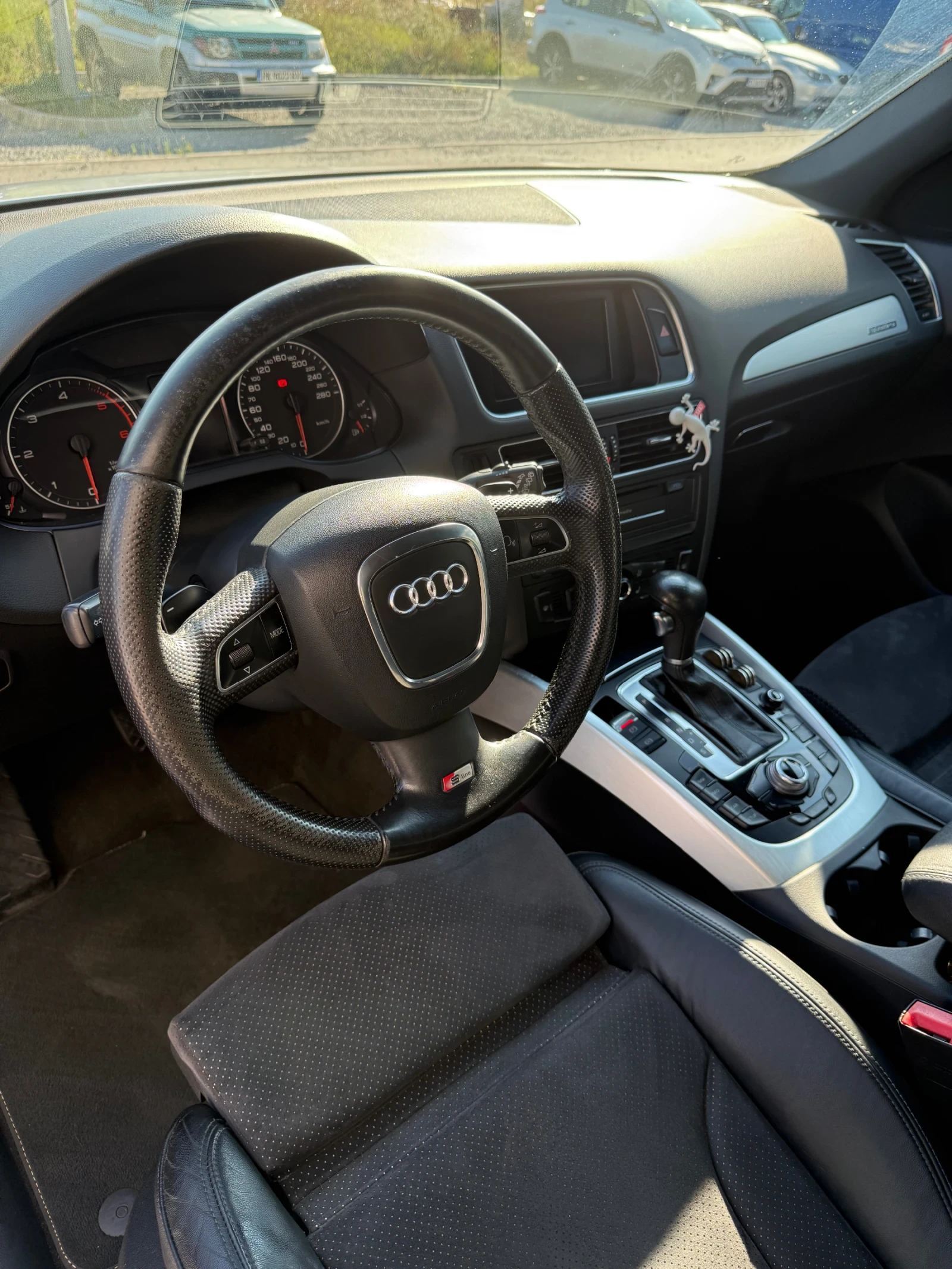 Audi Q5 3.0TDI 239HP S-Line - изображение 8