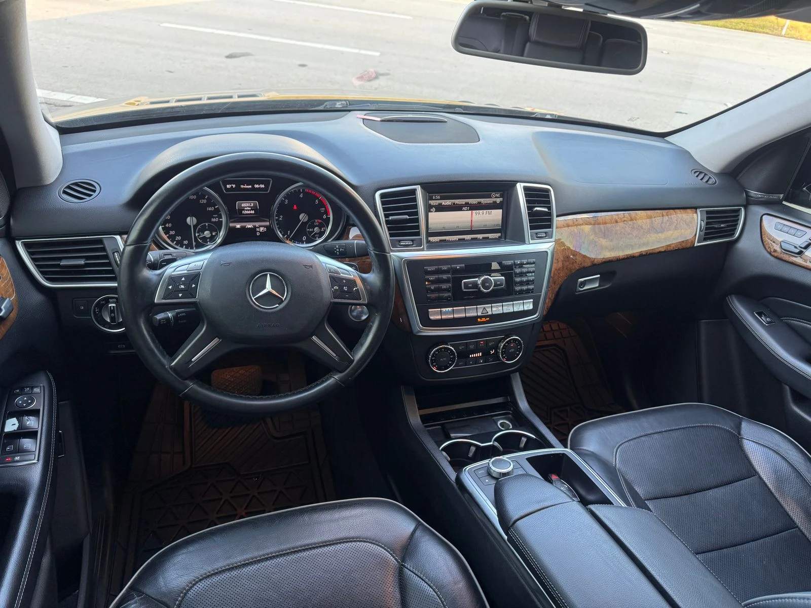 Mercedes-Benz ML 350 AMG/DISTRONIK/HARMAN/KEYLESS GO/BI-XENON/LANE - изображение 9
