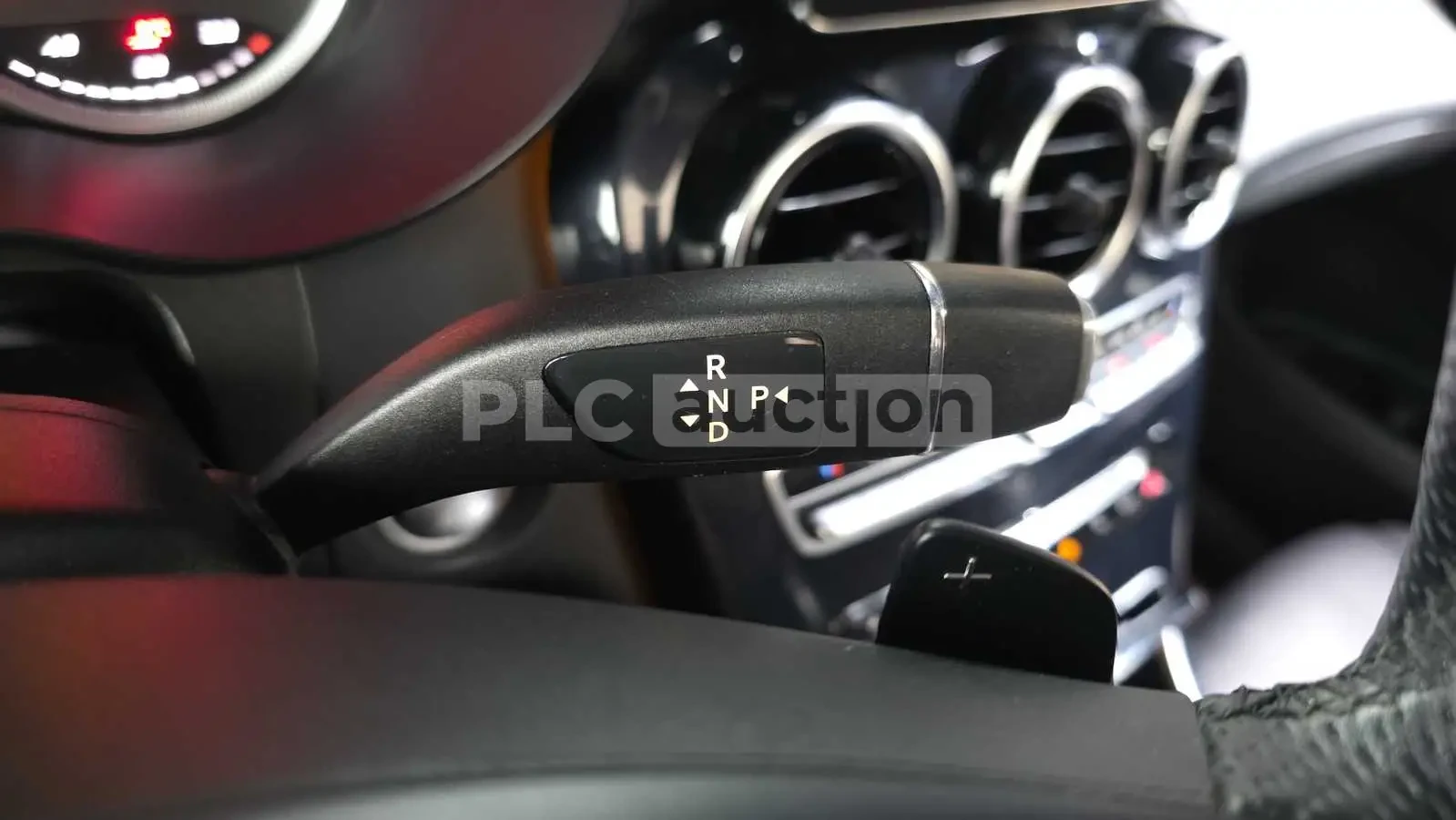 Mercedes-Benz GLC 220 d 4MATIC AMG COUPE| 360| PANO| ВКЛ.ТЕХНОТЕСТ, снимка 8 - Автомобили и джипове - 54869489
