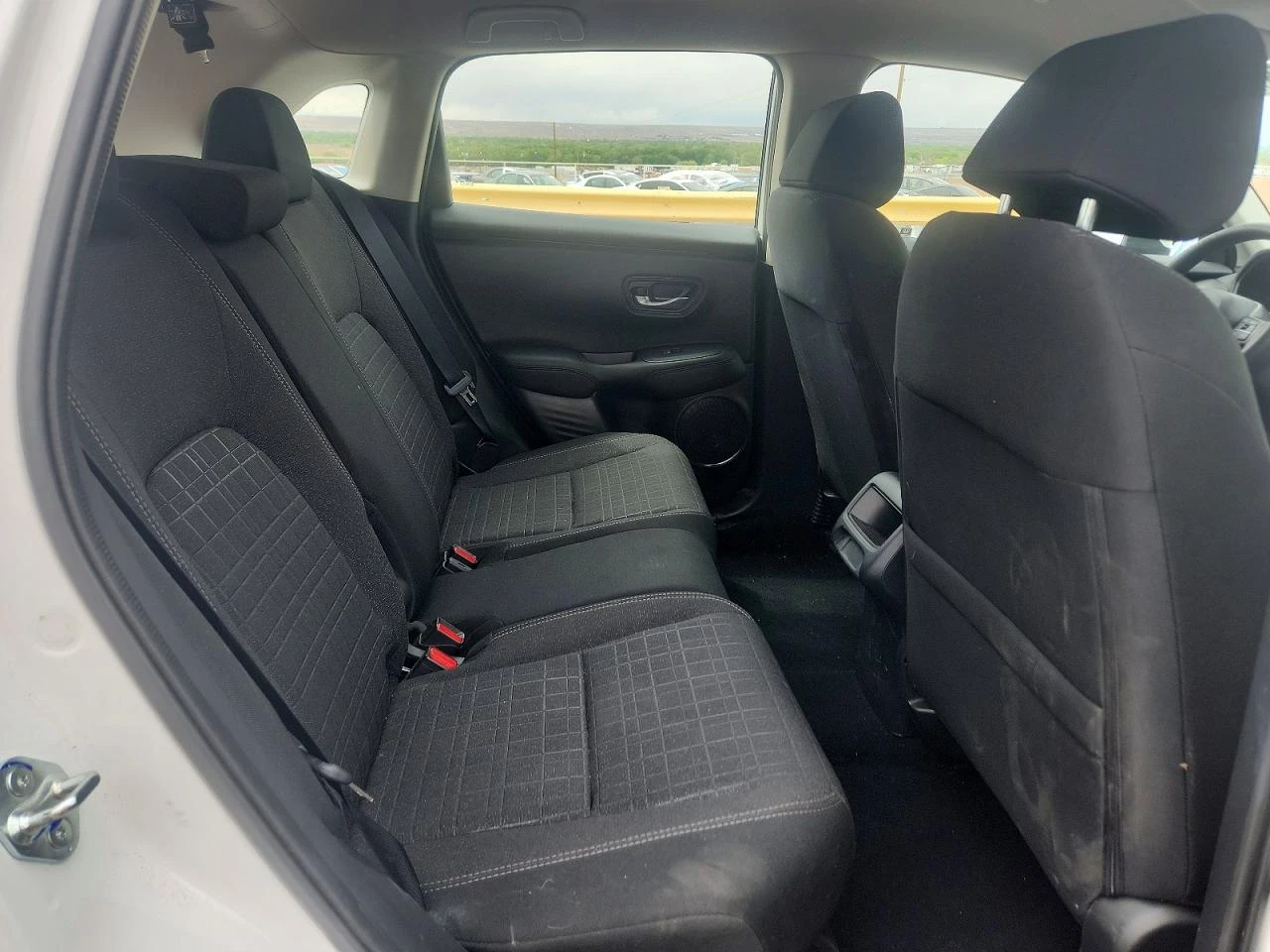 Honda Hr-v 2.0l Lx, снимка 10 - Автомобили и джипове - 54888528