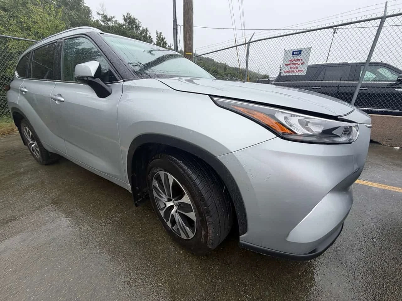 Toyota Highlander * XLE * CARFAX * ОПЦИЯ ЗА ФИНАНСИРАНЕ * , снимка 3 - Автомобили и джипове - 55481725