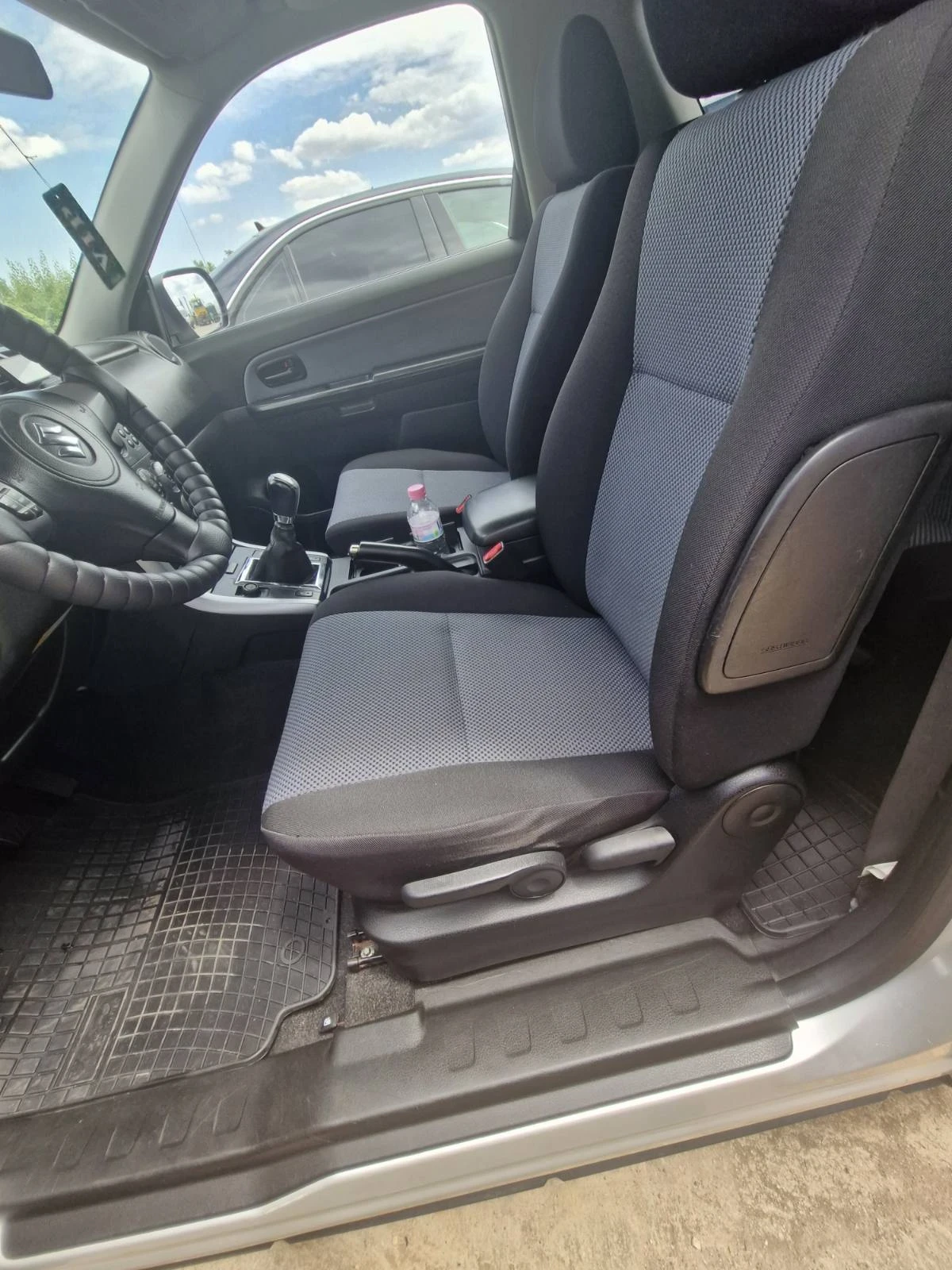Suzuki Grand vitara 4x4, снимка 10 - Автомобили и джипове - 55890064