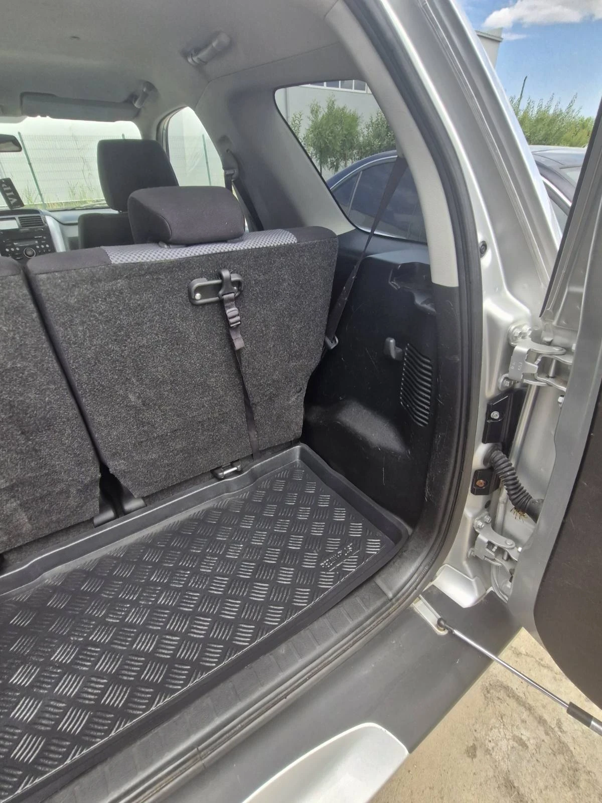 Suzuki Grand vitara 4x4, снимка 13 - Автомобили и джипове - 55890064
