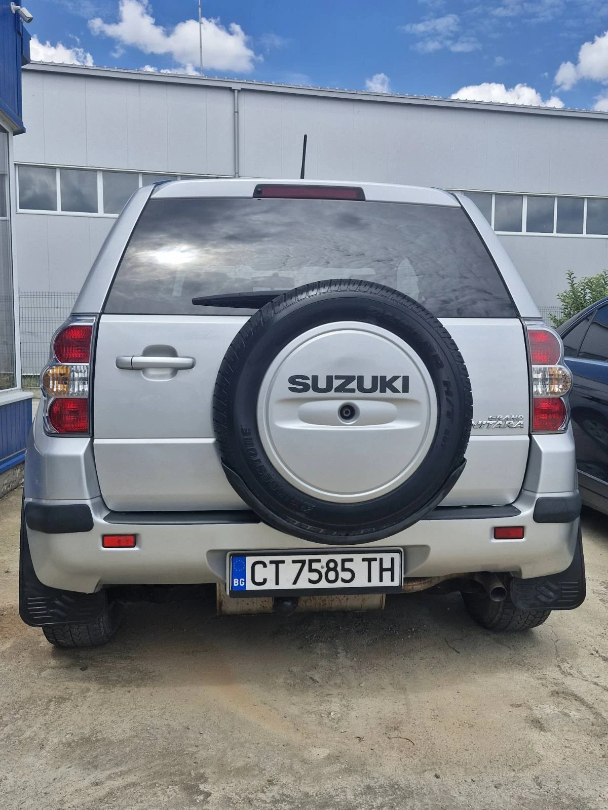 Suzuki Grand vitara 4x4, снимка 3 - Автомобили и джипове - 55890064