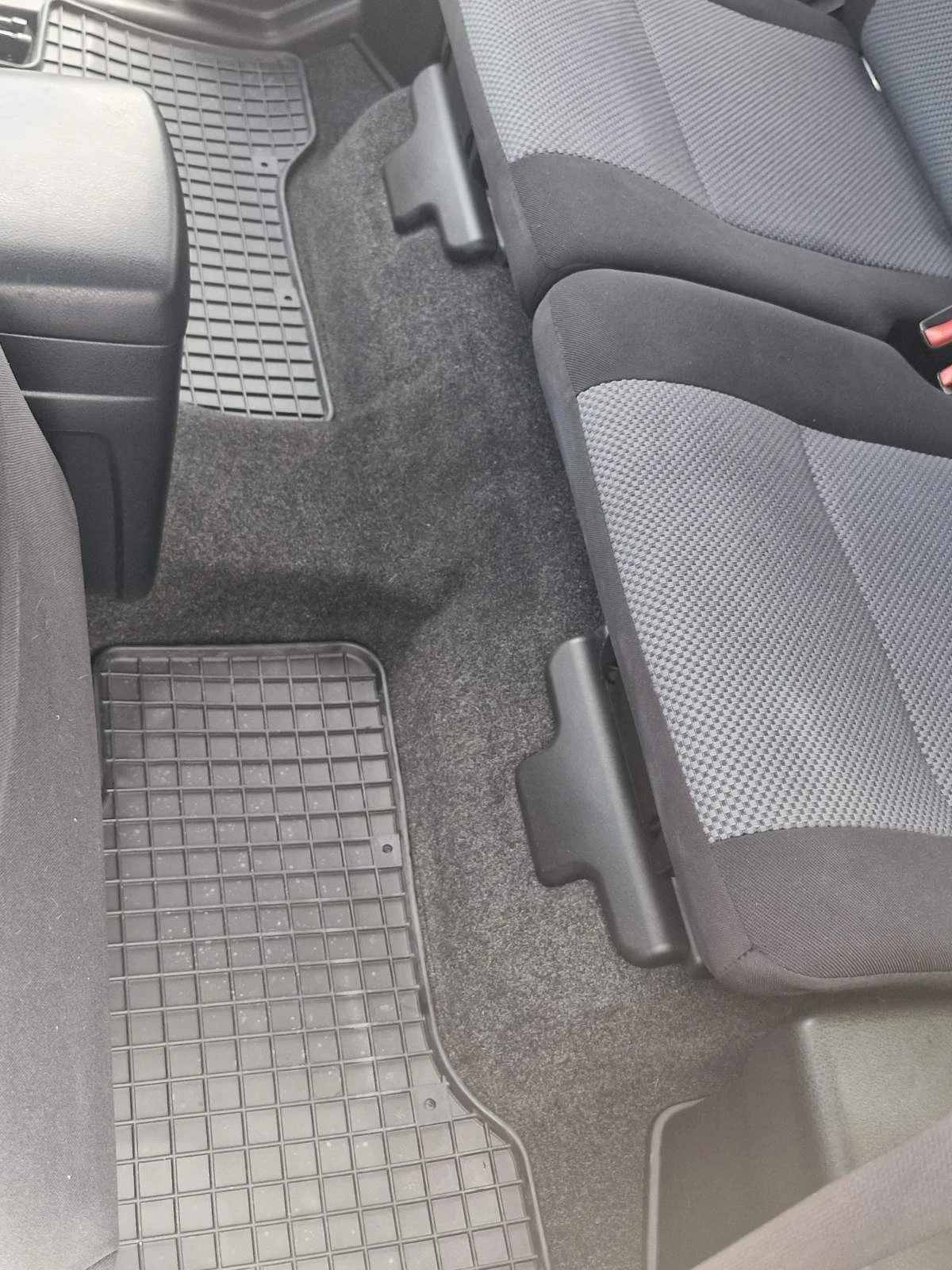 Suzuki Grand vitara 4x4, снимка 8 - Автомобили и джипове - 55890064