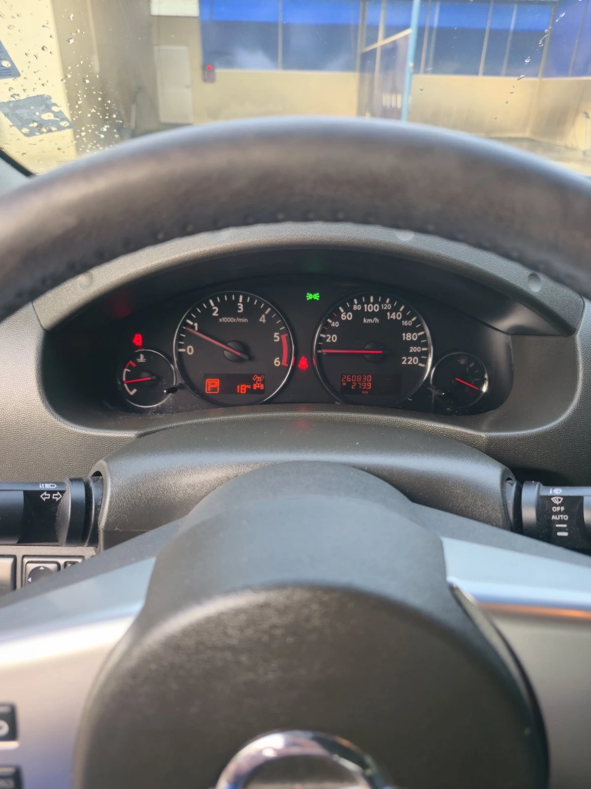 Nissan Navara, снимка 15 - Автомобили и джипове - 56273710
