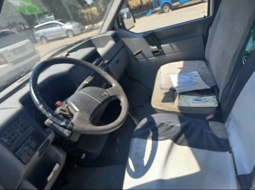 VW Transporter 2.4  товарен - изображение 7