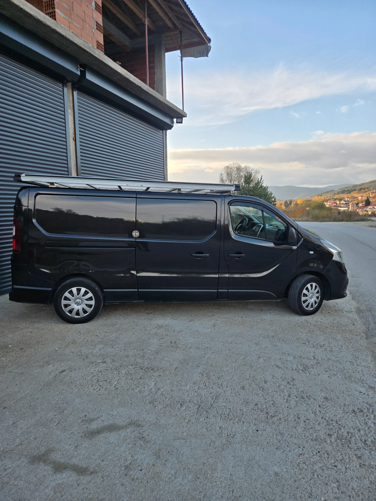 Renault Trafic, снимка 6 - Бусове и автобуси - 56647976