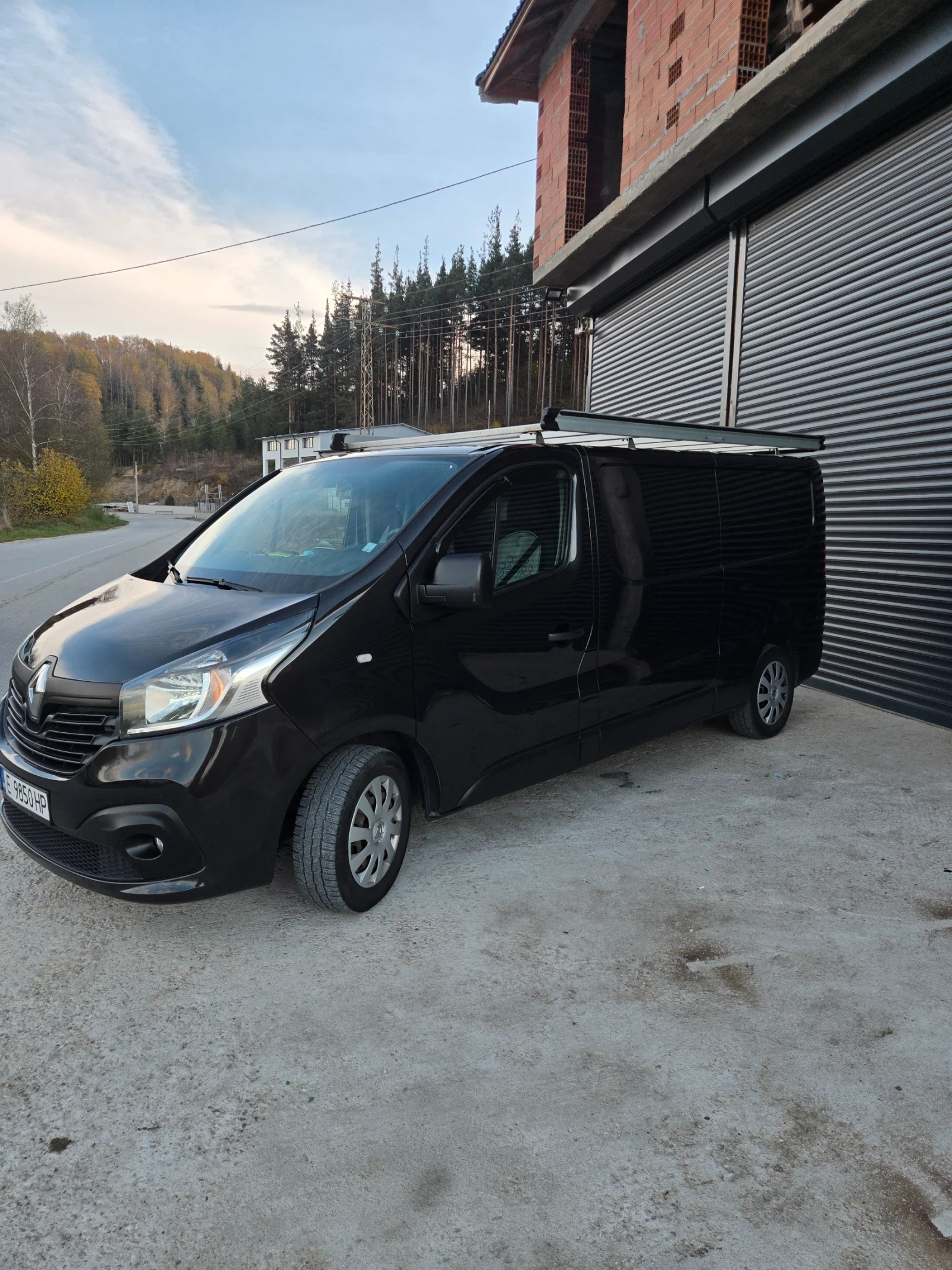 Renault Trafic, снимка 4 - Бусове и автобуси - 56647976